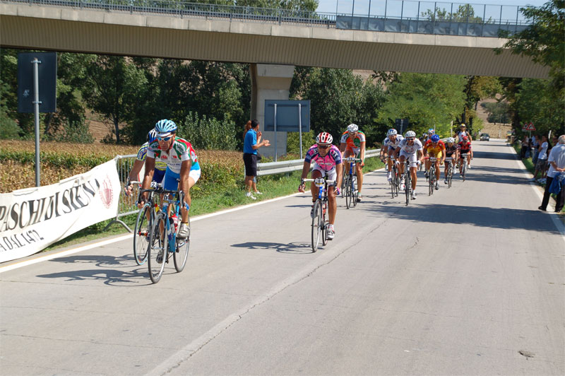 gal/2007/17 - Fondo Valdarbia - Arrivo lungo/DSC_1594-01.jpg